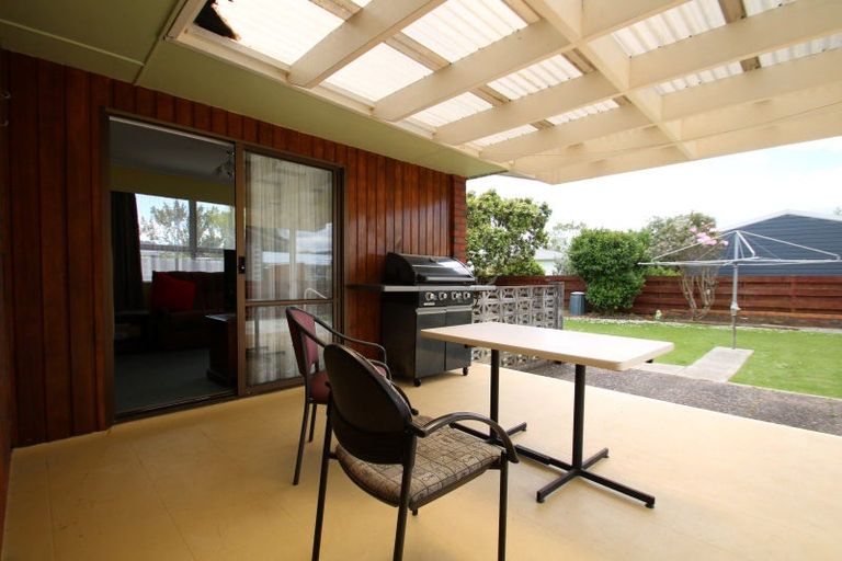 Photo of property in 25 Burn Street, Levin, 5510