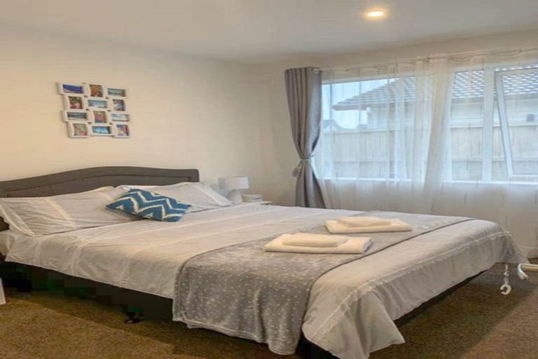 Photo of property in 25 Ahorangi Road, Silverdale, 0932