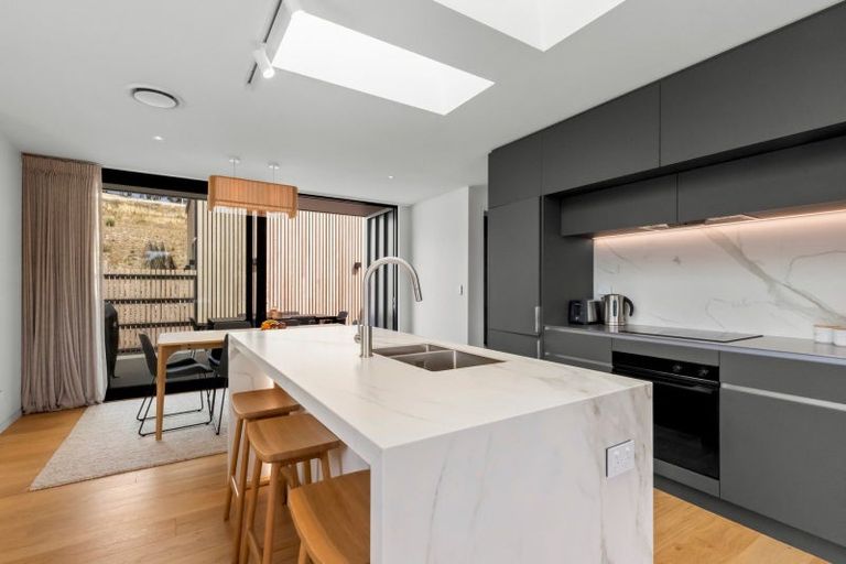 Photo of property in 18 Station Bay Rise, Lake Tekapo, 7999