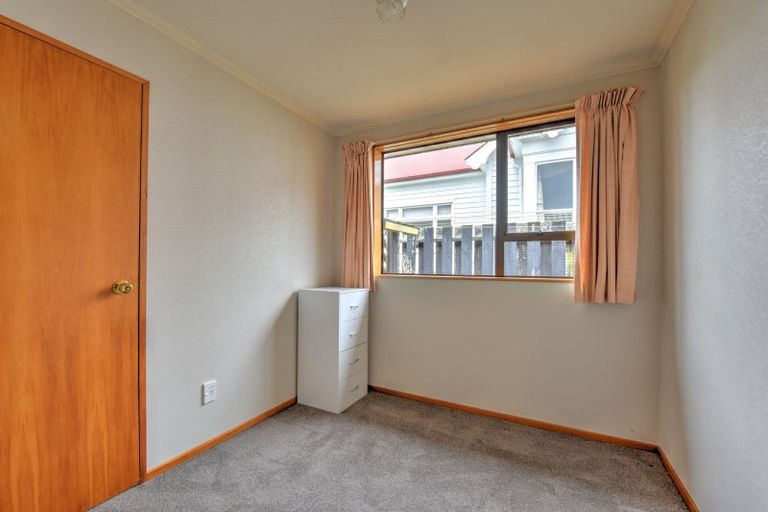 Photo of property in 4a Crombie Street, Gore, 9710