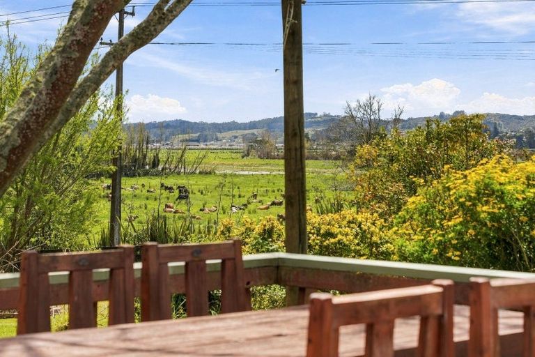 Photo of property in 2059 State Highway 16, Helensville, 0875