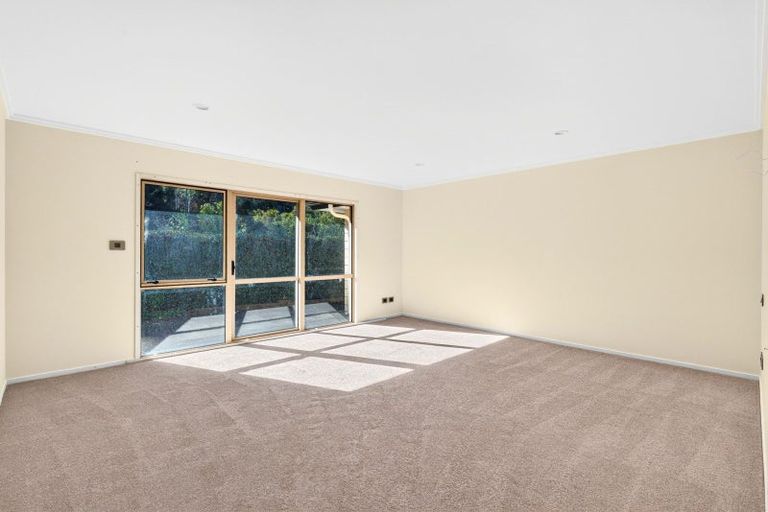 Photo of property in 12 Stevensons Crescent, Albany Heights, Albany, 0793