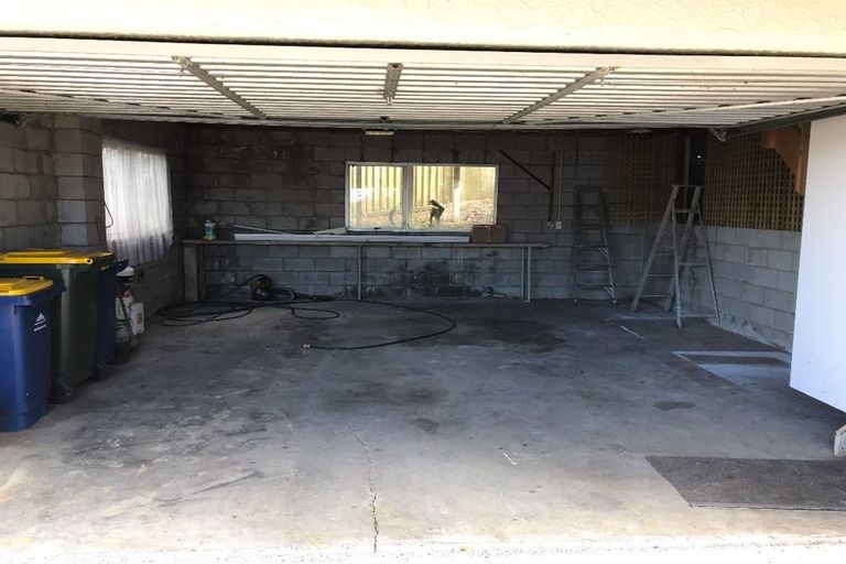 Photo of property in 2/252 Onewa Road, Birkenhead, Auckland, 0626