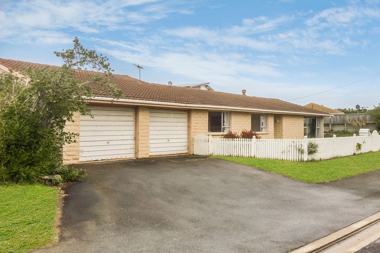 Photo of property in 242 Tomahawk Road, Ocean Grove, Dunedin, 9013