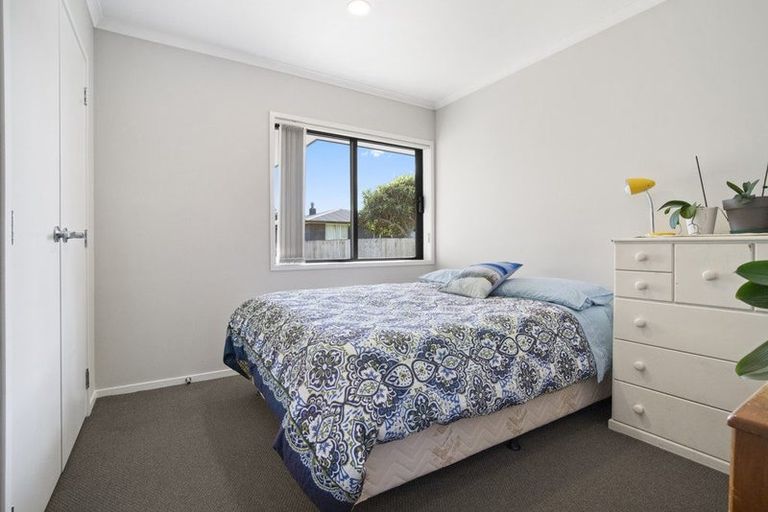 Photo of property in 102a Racecourse Road, Waiuku, 2123