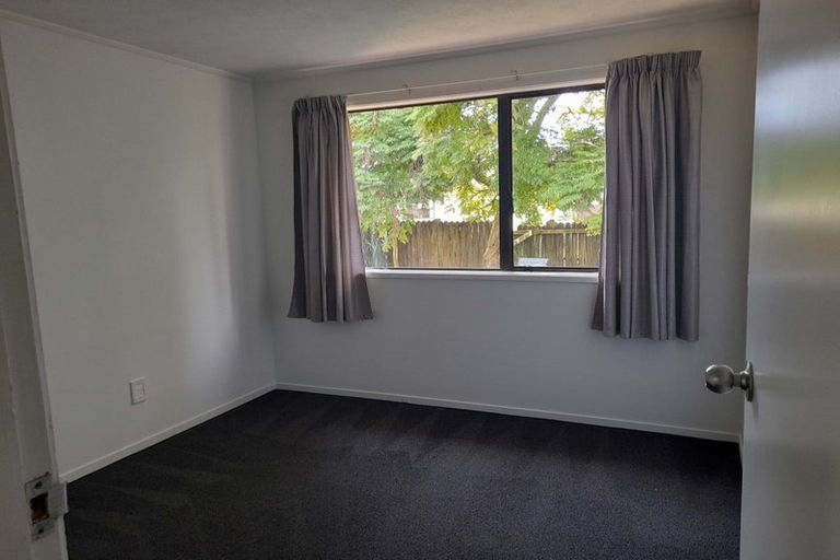 Photo of property in 21 Arodella Crescent, Ranui, Auckland, 0612