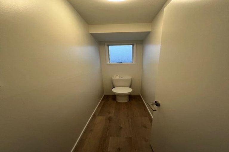 Photo of property in 107 Denise Crescent, Hornby, Christchurch, 8042