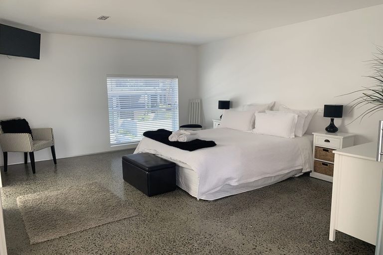 Photo of property in Bayview Apartments, 4/362 Lake Terrace, Two Mile Bay, Taupo, 3330