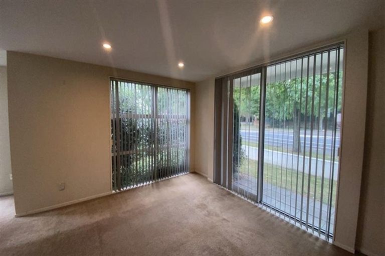 Photo of property in 186 Porchester Road, Takanini, 2112