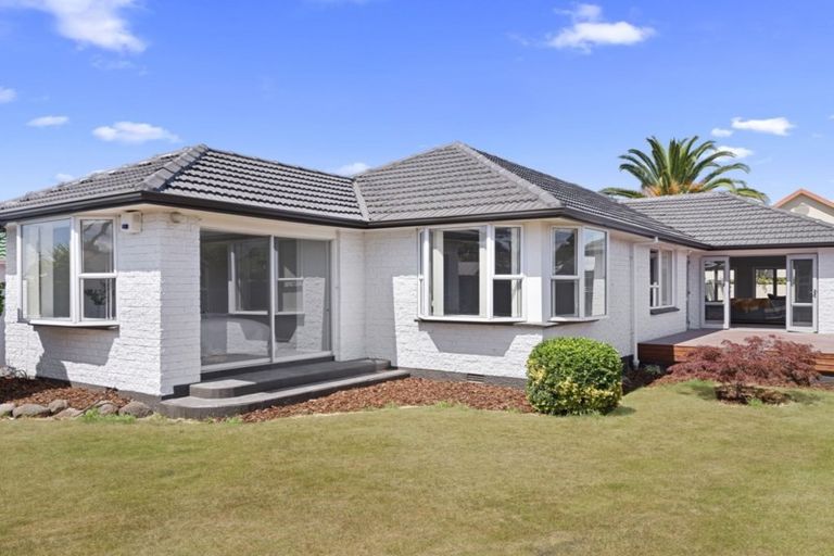 Photo of property in 515 Harewood Road, Harewood, Christchurch, 8051