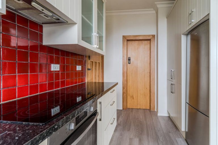 Photo of property in 25 Crosby Street, Mornington, Dunedin, 9011