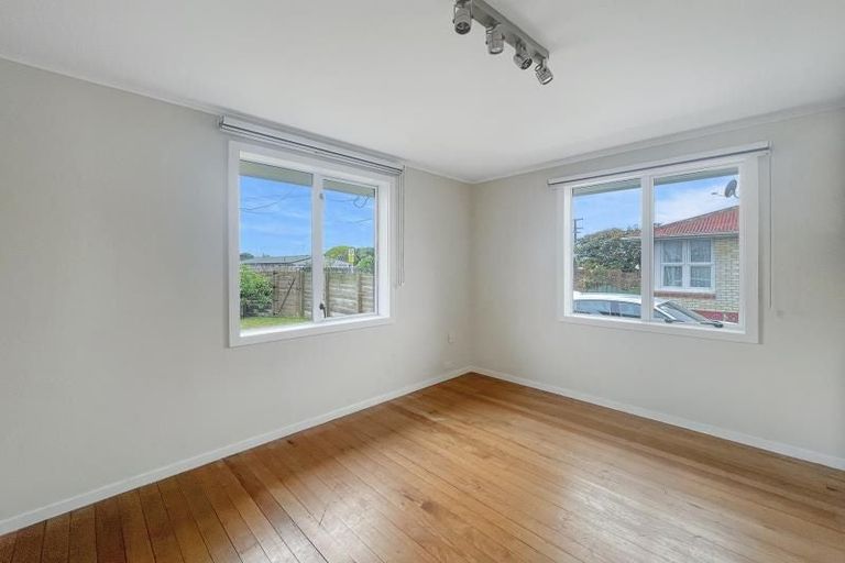 Photo of property in 52 Vardon Road, St Andrews, Hamilton, 3200