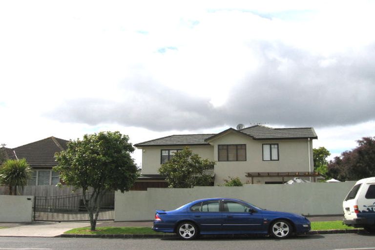 Photo of property in 3 Tui Street, Point Chevalier, Auckland, 1022