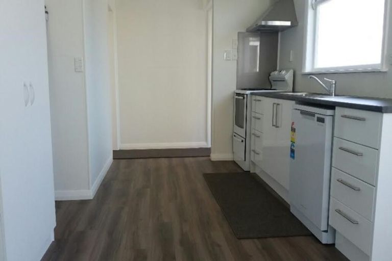 Photo of property in 9 Winton Street, Paraparaumu Beach, Paraparaumu, 5032