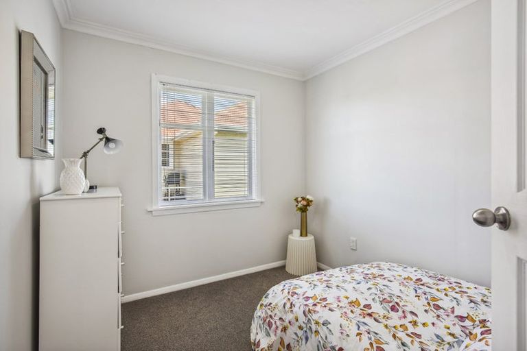 Photo of property in 16 Francis Road, Paraparaumu Beach, Paraparaumu, 5032