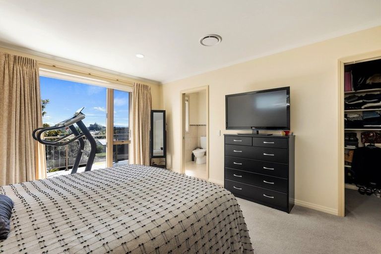 Photo of property in 1 Ladera Mews, Bethlehem, Tauranga, 3110