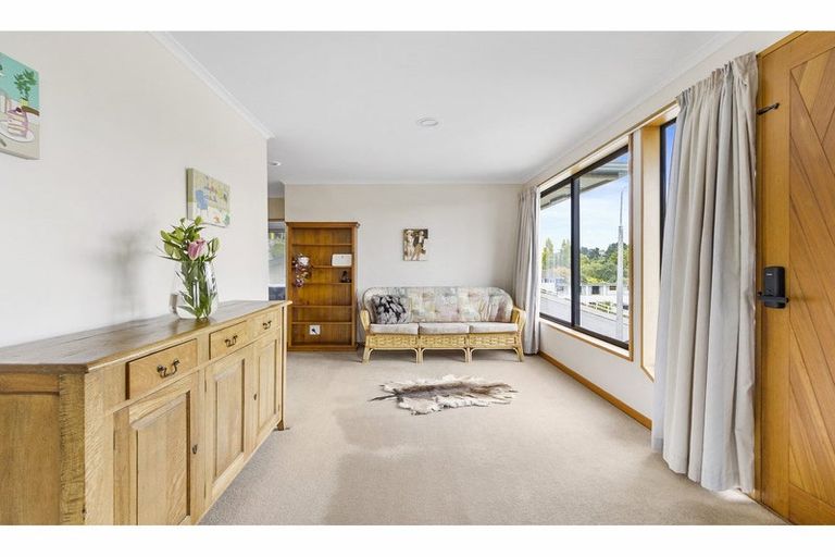 Photo of property in 104 Douglas Street, Highfield, Timaru, 7910