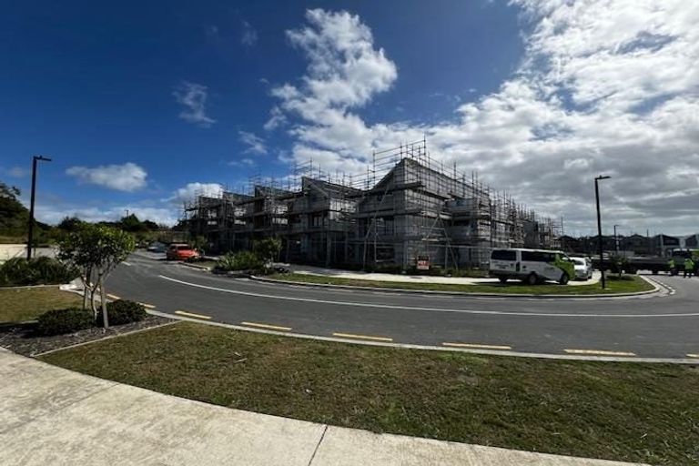 Photo of property in 69 Waterlily Street, Hobsonville, Auckland, 0616