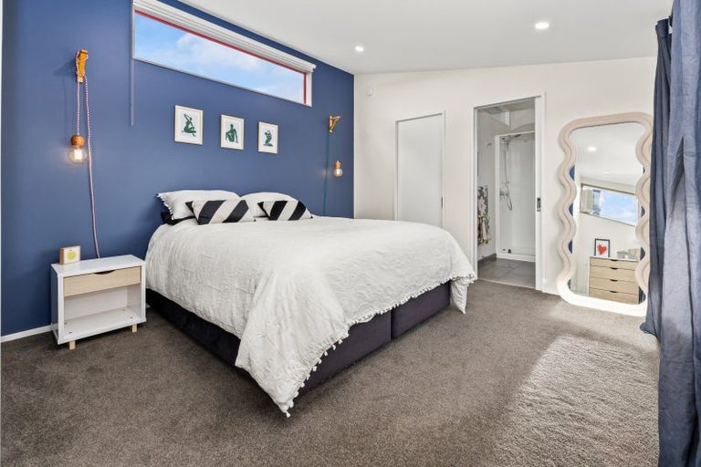 Photo of property in 7 Ayr Place, Papakowhai, Porirua, 5024