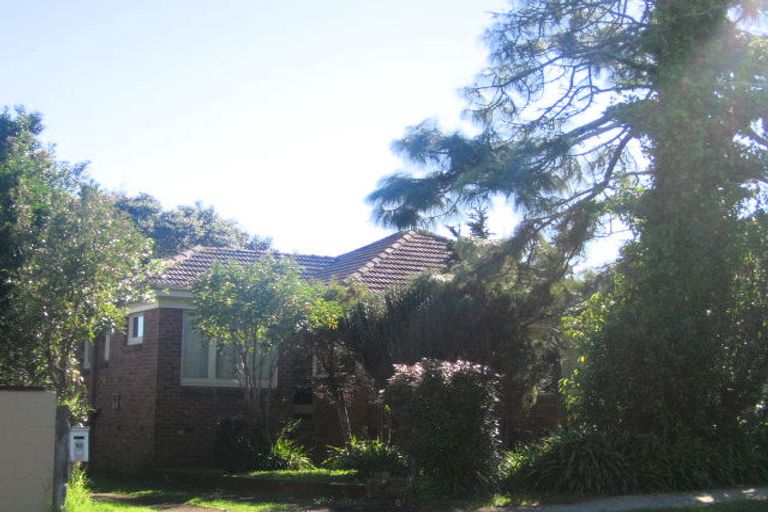 Photo of property in 42 Woolfield Road, Papatoetoe, Auckland, 2025