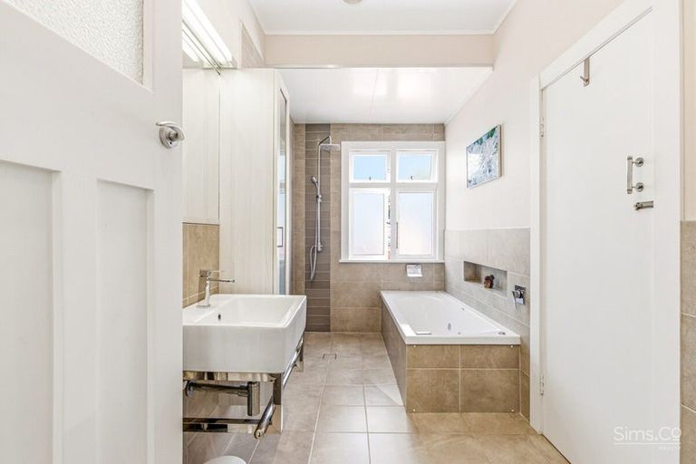 Photo of property in 35 Ingestre Street, Whanganui, 4500