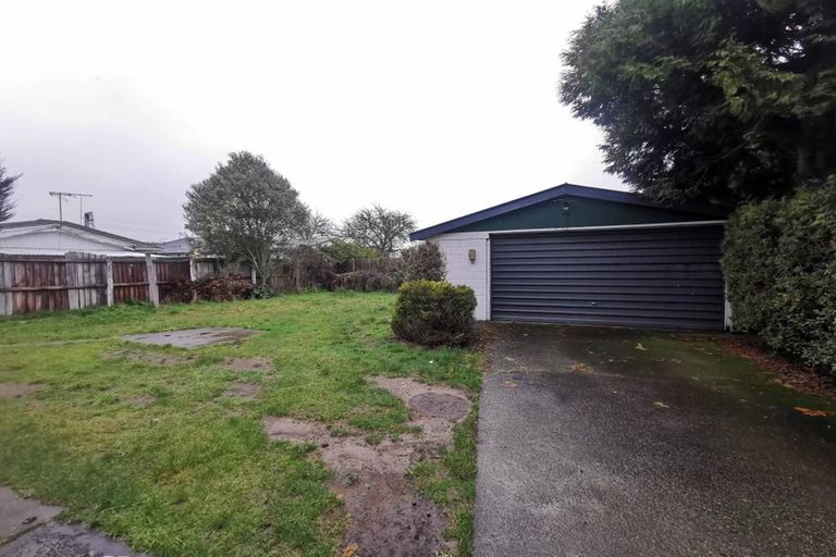 Photo of property in 3 Blankney Street, Hornby, Christchurch, 8042