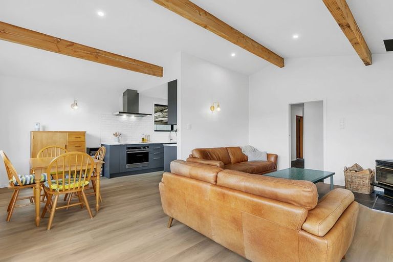 Photo of property in 8 Kentucky Street, Totara Park, Upper Hutt, 5018