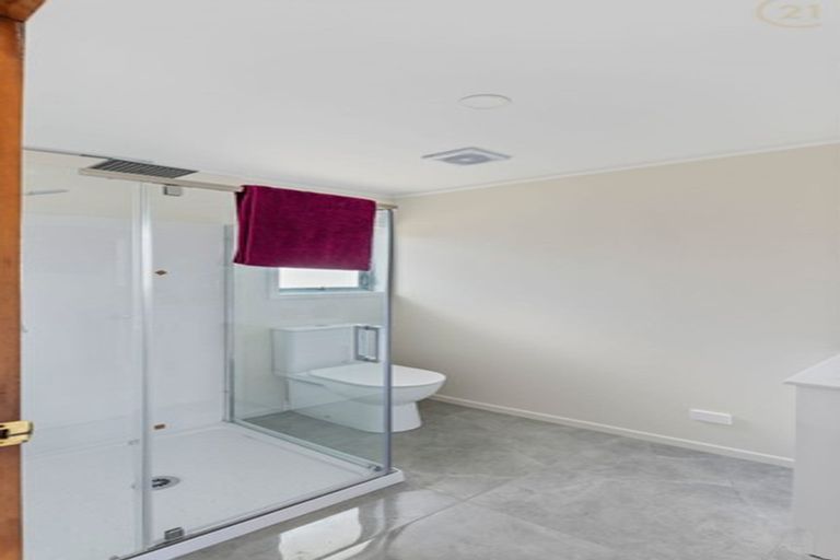 Photo of property in 2/3 Ganges Avenue, Mangere East, Auckland, 2024