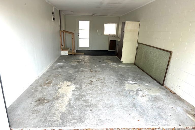 Photo of property in 1/15 Hamilton Road, Papatoetoe, Auckland, 2025