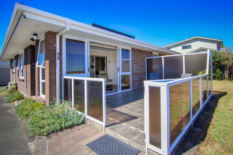 Photo of property in 33 Marine Parade, Carters Beach, Westport, 7825