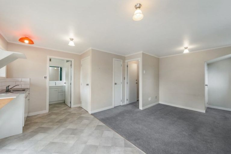 Photo of property in 37 Bretton Terrace, Hillcrest, Hamilton, 3216