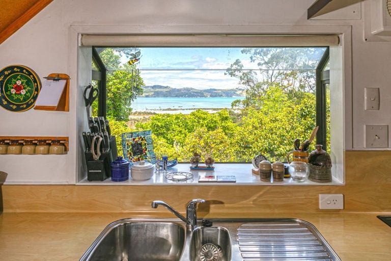 Photo of property in 445 Preeces Point Road, Preece Point, Coromandel, 3506