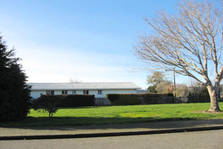 Photo of property in 147 Mackenzie Street, Winton, 9720