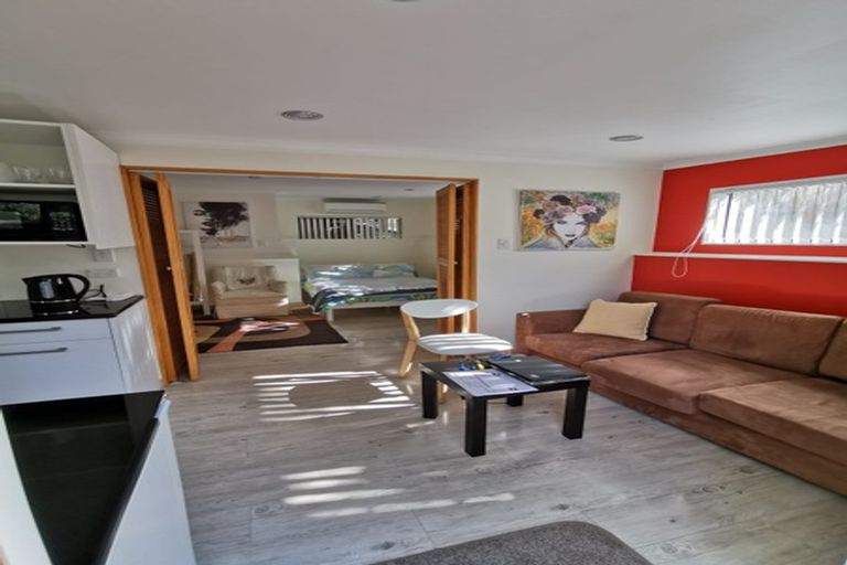 Photo of property in 22 Amherst Place, Albany, Auckland, 0632