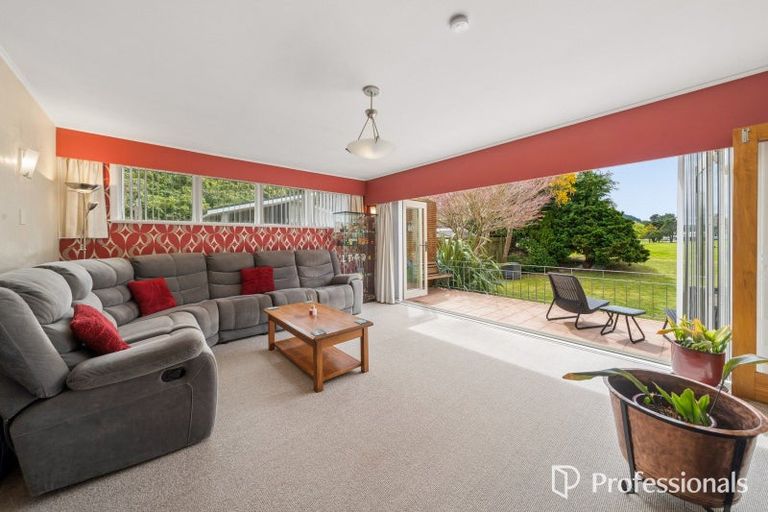 Photo of property in 3 York Avenue, Manor Park, Lower Hutt, 5019