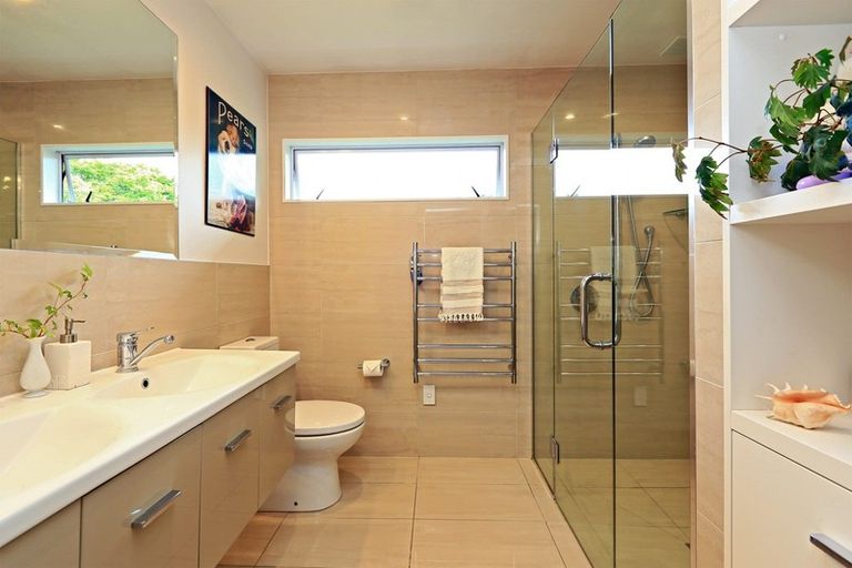 Photo of property in 302 Leo Street, Akina, Hastings, 4122