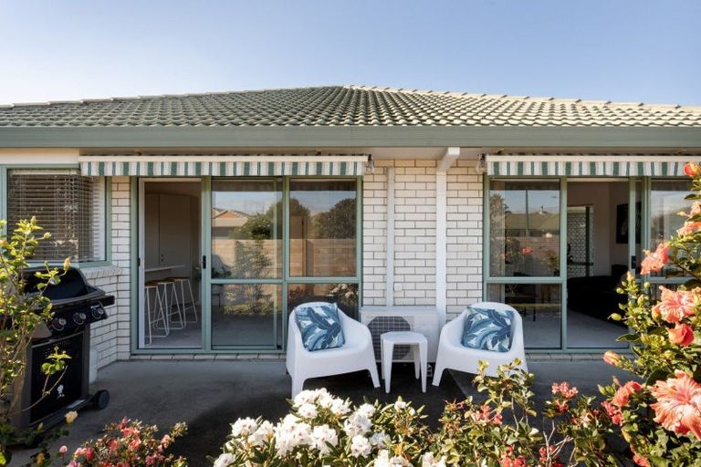 Photo of property in 160 Pacific View Road, Papamoa Beach, Papamoa, 3118