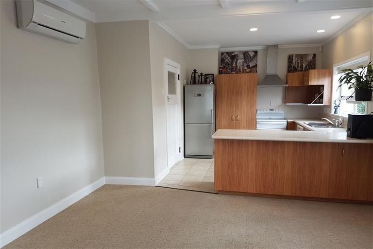 Photo of property in 32 Guy Avenue, Takaro, Palmerston North, 4410