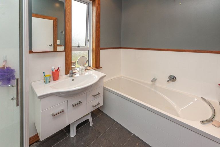 Photo of property in 25 Fergusson Street, Springvale, Whanganui, 4501