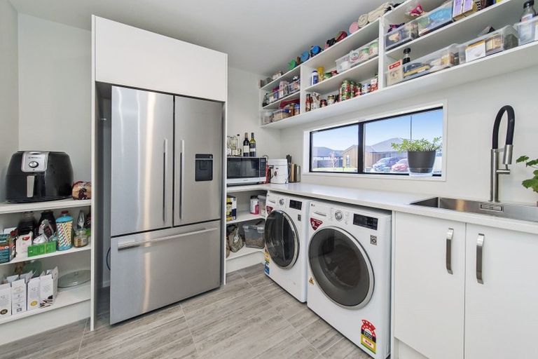 Photo of property in 8 Flock Street, Rolleston, 7615