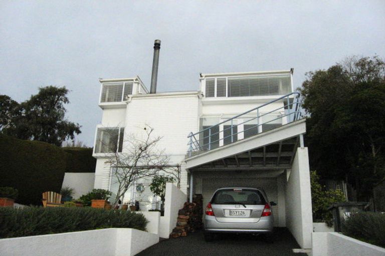 Photo of property in 34 Marine Parade, Macandrew Bay, Dunedin, 9014