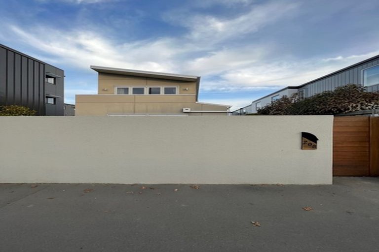 Photo of property in 208 Salisbury Street, Christchurch Central, Christchurch, 8013