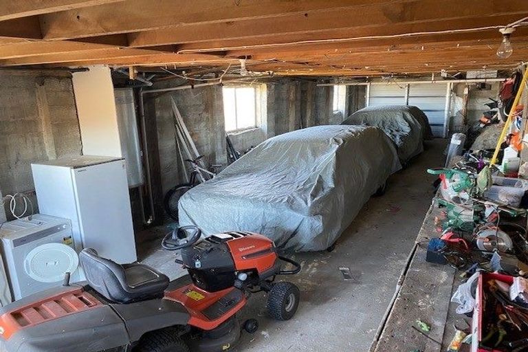 Photo of property in 15 Saint Andrew Place, Balclutha, 9230