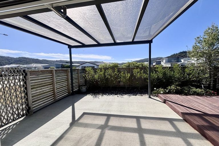 Photo of property in 3 Grovedale Square, Wainuiomata, Lower Hutt, 5014