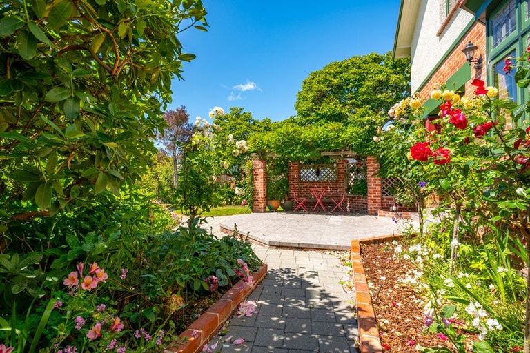 Photo of property in 14 Te Weka Street, Maori Hill, Timaru, 7910