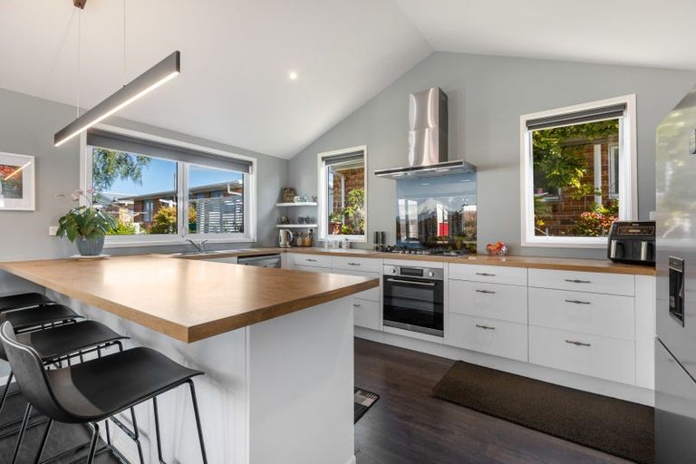 Photo of property in 5a High Street West, Waitara, 4320