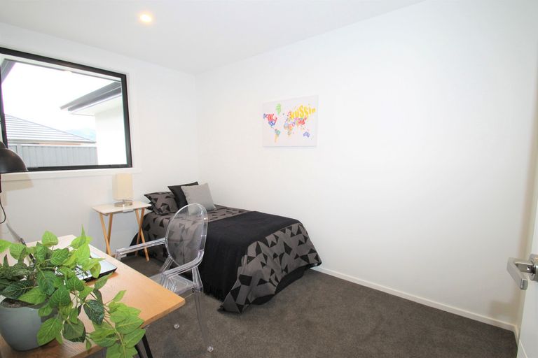 Photo of property in 7 Aviation Lane, Mosgiel, 9024