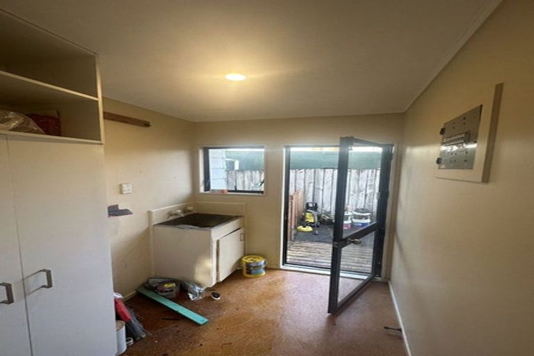 Photo of property in 6/26 Queen Mary Avenue, New Lynn, Auckland, 0600