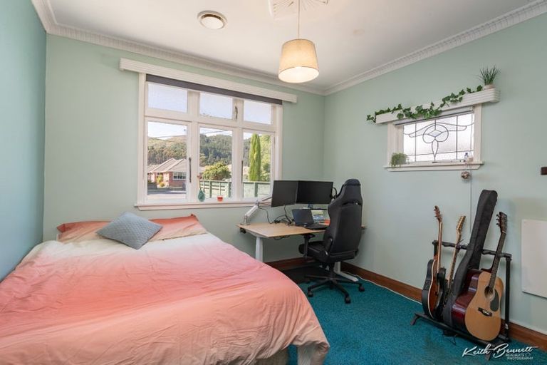 Photo of property in 12 Seddon Street, Wallaceville, Upper Hutt, 5018