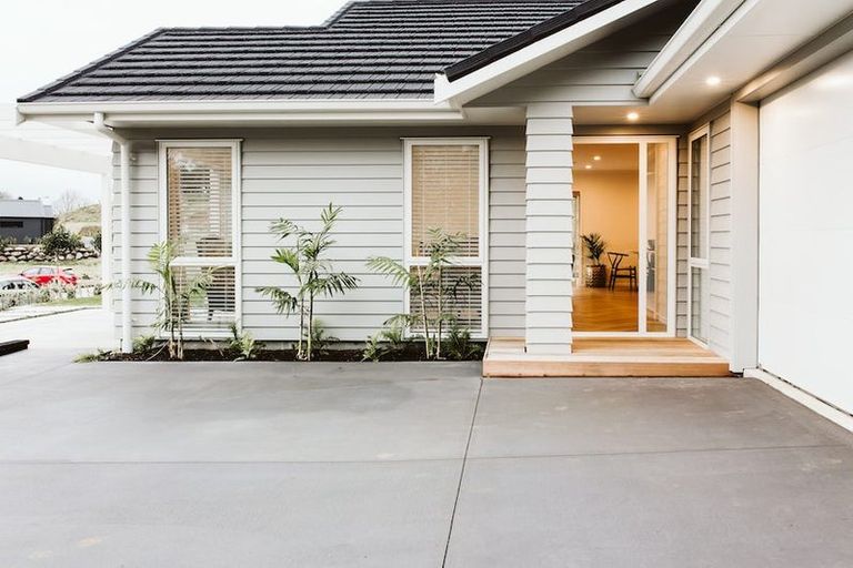 Photo of property in 25 Arihi Crescent, Frimley, Hastings, 4120